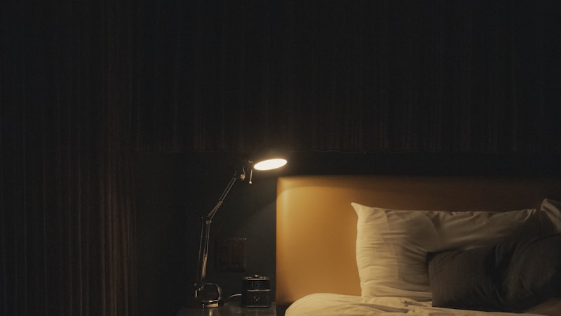 話題の加重ブランケット「ハグラビ」で眠りは変わる?本当の口コミと効果的な使い方を優しく解説します
